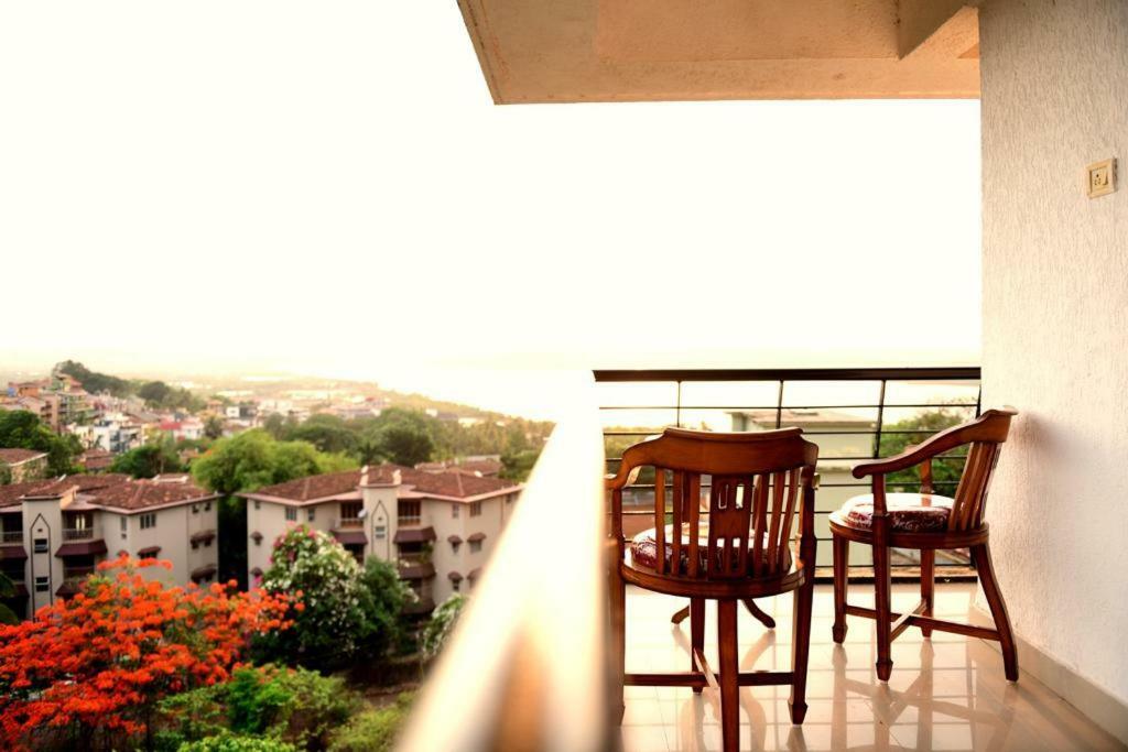 3 Bhk Apartment With River View Panaji Exterior photo